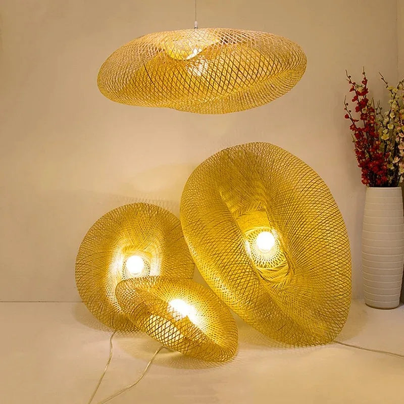BambuLux™ – Handgefertigte Vintage-Rattan-Pendelleuchte
